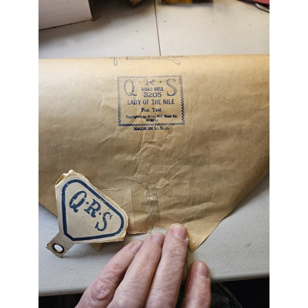 Lot of 12 Old Player Piano Rolls / QRS (D)